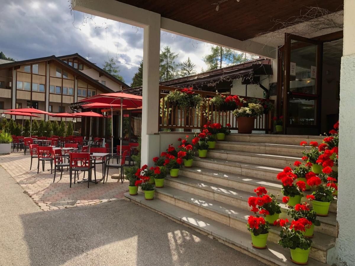 Hotel Kapriol Folgarida Exterior photo